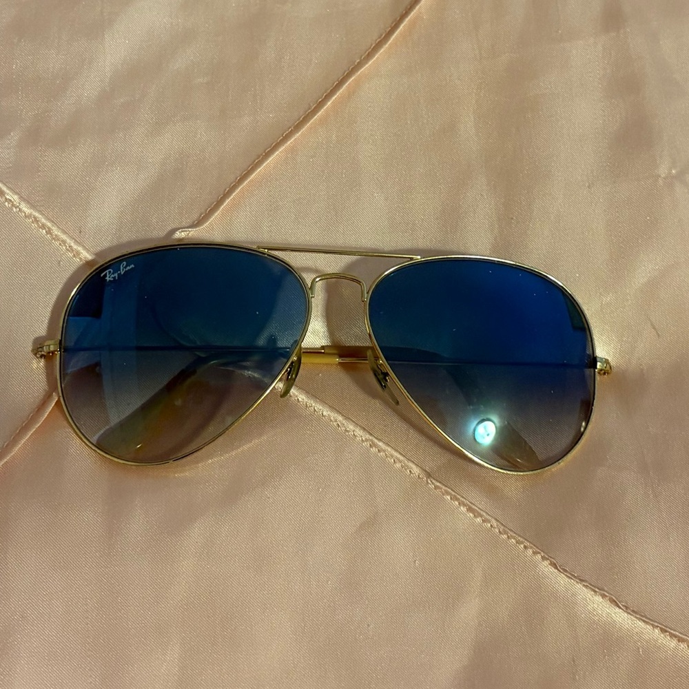 Aviator Sunglasses with Blue Mirror Lenses and Gold Frame